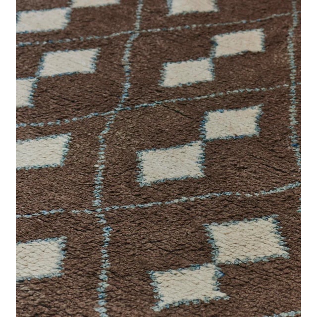MANSOUR Handwoven Contemporary Turkish Deco Rug For Sale - Image 4 of 8