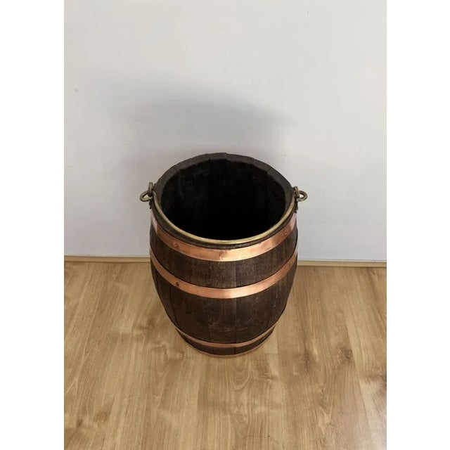 Antique Victorian Oak Log Bin with Copper Bands, 1880s For Sale - Image 3 of 6