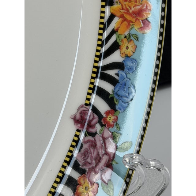 Turquoise Vintage Hot Flowers Fish Plate in Porcelain by Versace for Rosenthal, 2000s For Sale - Image 8 of 12