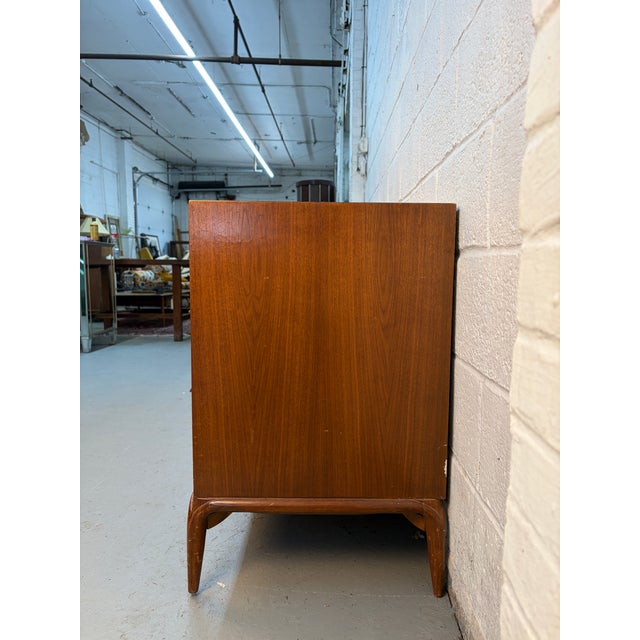 Mid 20th Century 1960s Mid-Century Sculptural Walnut Dresser For Sale - Image 5 of 16