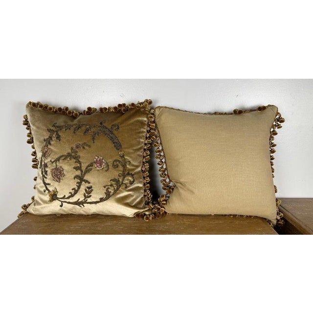 Pair of Custom Velvet Appliqué Pillows by Melissa Levinsonv For Sale In Los Angeles - Image 6 of 10
