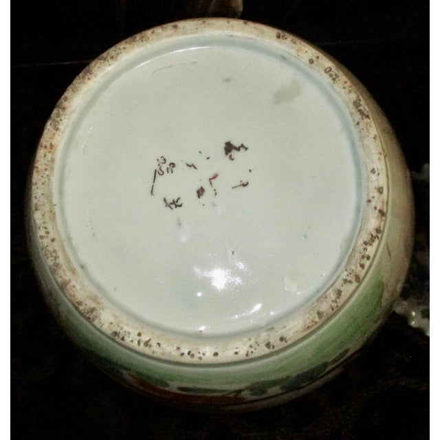 Japanese Edo 1880s Matching Vases Hichozan Shinpo--a Pair of 2 For Sale - Image 12 of 15