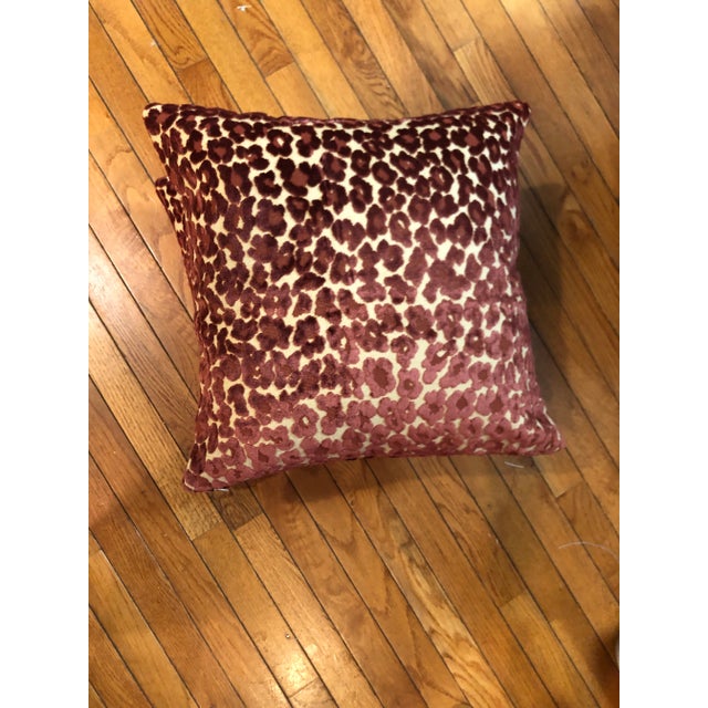 Boho Chic Lee Sofa Oscar De La Renta Cut Velvet Pillow Covers- a Pair For Sale - Image 3 of 7