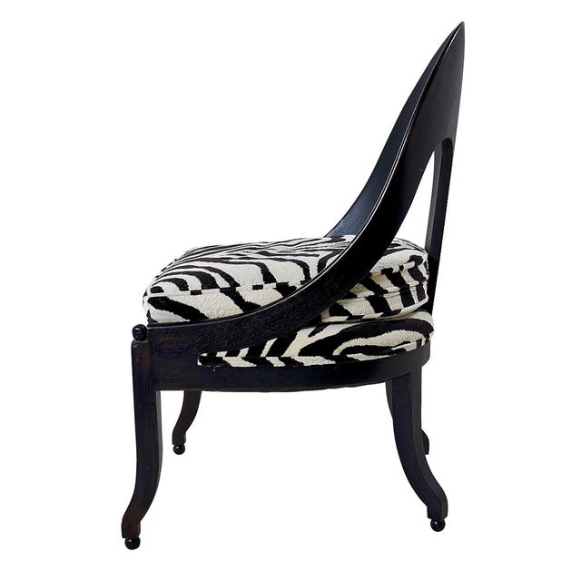 Contemporary Mid-Century Ebonized Vintage Spoon Chair Upholstered in Schumacher Fabric For Sale - Image 3 of 10