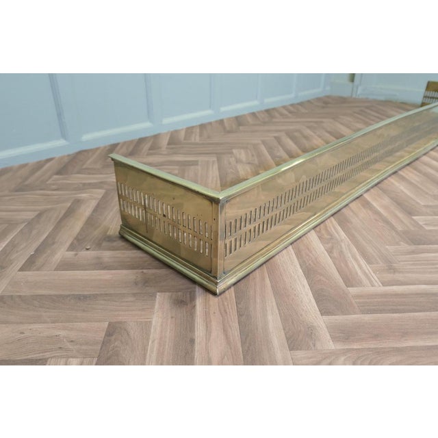 Late 19th Century Long Pierced Brass Fender, 1880s For Sale - Image 5 of 10