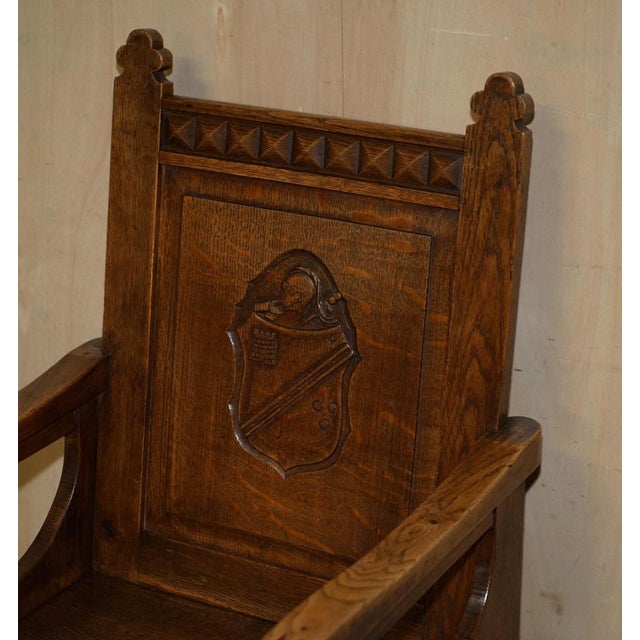 Mid 19th Century Set of Antique English Carved Oak Armchairs with Armorial Crest Coat of Arms, 1860 For Sale - Image 5 of 18