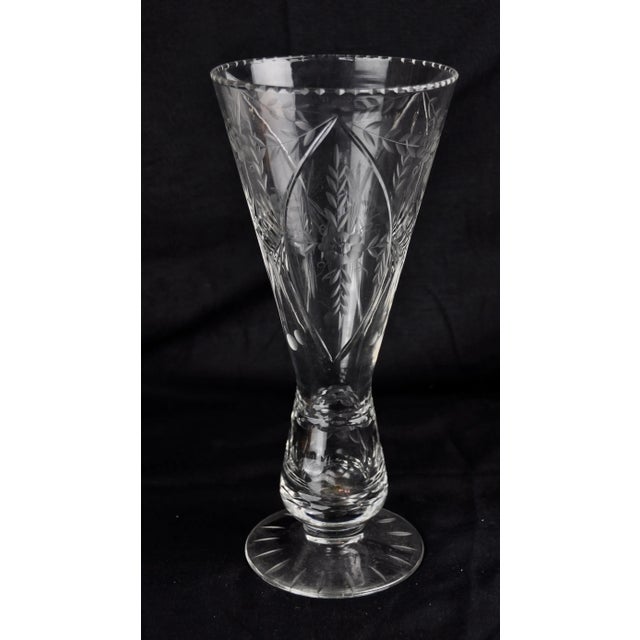 Cut Crystal Vase, 1960s, in Good conditions. Designed 1960 to 1969