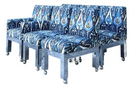 Example of Blue Mid-Century Modern Seating
