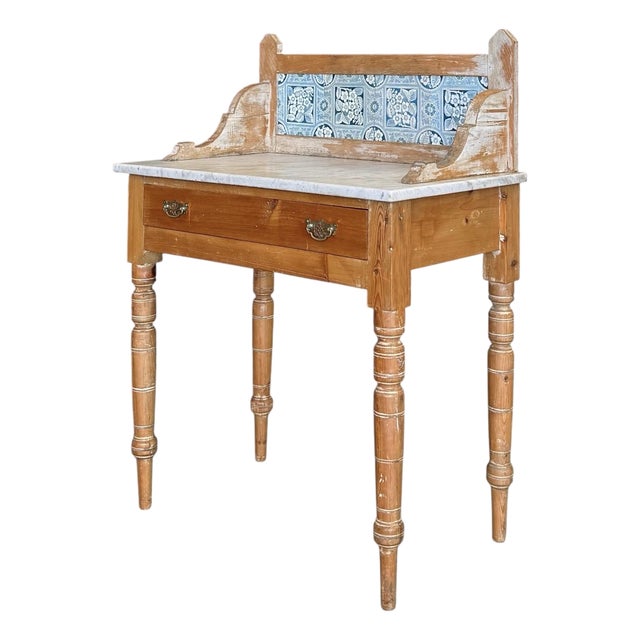 Late 19th Century English Pine Washstand With Blue and White Tile Backsplash For Sale