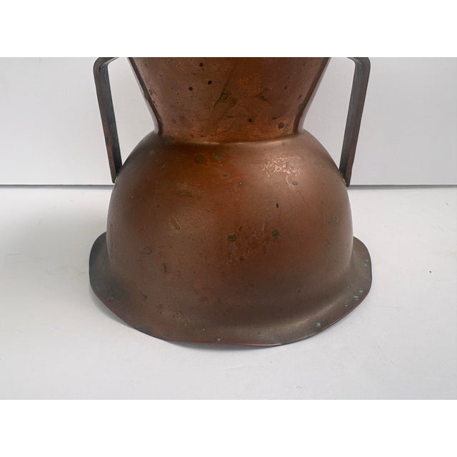 Vintage Flemish Copper b.m. Co. Double-Handled Vase, No. 5012 For Sale - Image 9 of 12