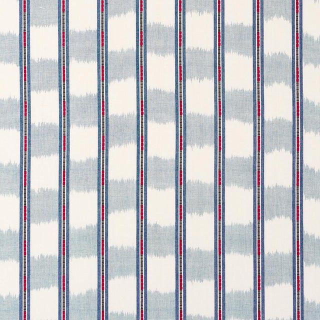 Contemporary Schumacher Faye Fabric In Chambray For Sale - Image 3 of 4