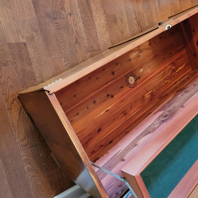 Wood Mid-Century Lane Cedar/Blanket/Hope Chest Tv Stand For Sale - Image 7 of 12