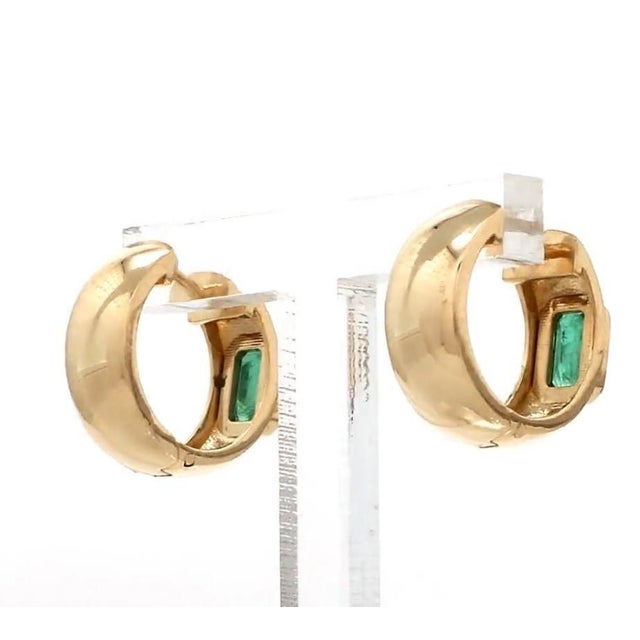 0.52 cts Natural emerald earrings in 14k gold For Sale - Image 4 of 18