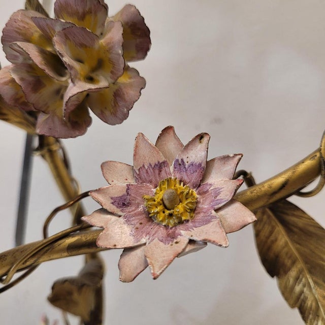 Capodimonte Style Sconces in Gilt Metal, Italy, 1960s, Set of 2 For Sale - Image 6 of 18