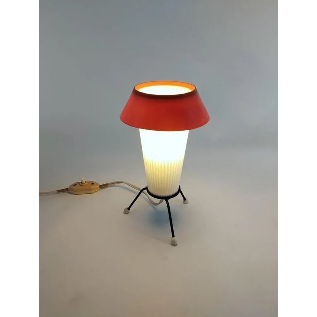 Small Tripod Table Lamp in Plastic, 1950s For Sale - Image 5 of 8