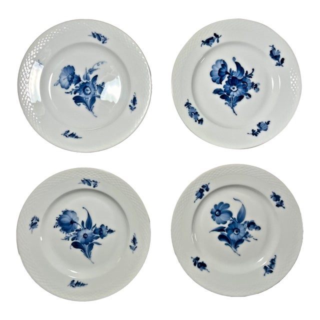1970s Royal Copenhagen Blue Flowers Braided Hand Painted Dessert Plates 8094 / 1st Quality - Set of 4 For Sale