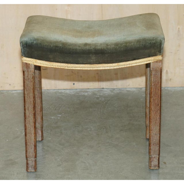 1930s George Vi Coronation Stool in Limed Oak from Waring & Gillow, 1937 For Sale - Image 5 of 18