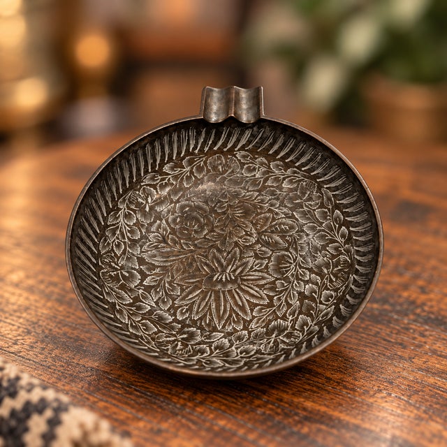 1960s Indian Hand-Engraved Floral Brass Ashtray & Decorative Catchall For Sale - Image 4 of 8