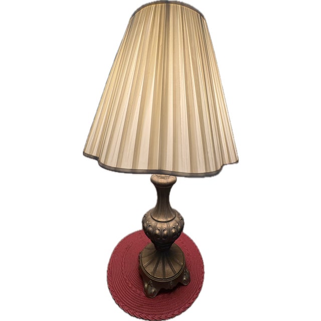 Vintage Stiffel Solid Brass Trophy Urn Table Lamp – Hollywood Regency Style With Pleated Shade For Sale - Image 9 of 11