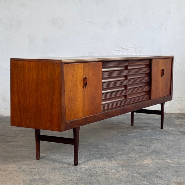 Mid-Century Modern Teak Sideboard from Elliots of Newbury, 1960 For Sale - Image 3 of 18