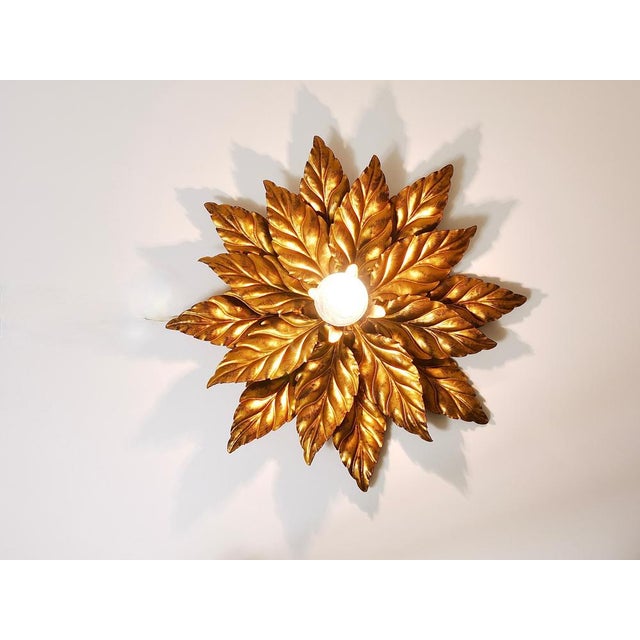 Hollywood Regency Florentine Wall Light in Gilt Metal by Hans Kögl, 1980s For Sale - Image 6 of 16