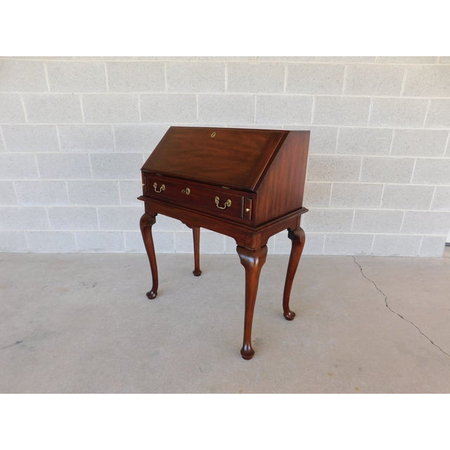 English Henkel Harris Mahogany Lady Astor Writing Desk For Sale - Image 3 of 18