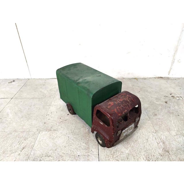 1950s Vintage Tin Toy Car from Tri-ang, 1950s For Sale - Image 5 of 10