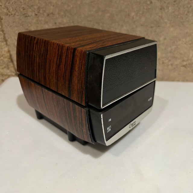 1970s Cosmo Time Folding Portable High Intensity Desk Lamp & Digital Alarm Clock For Sale - Image 4 of 11