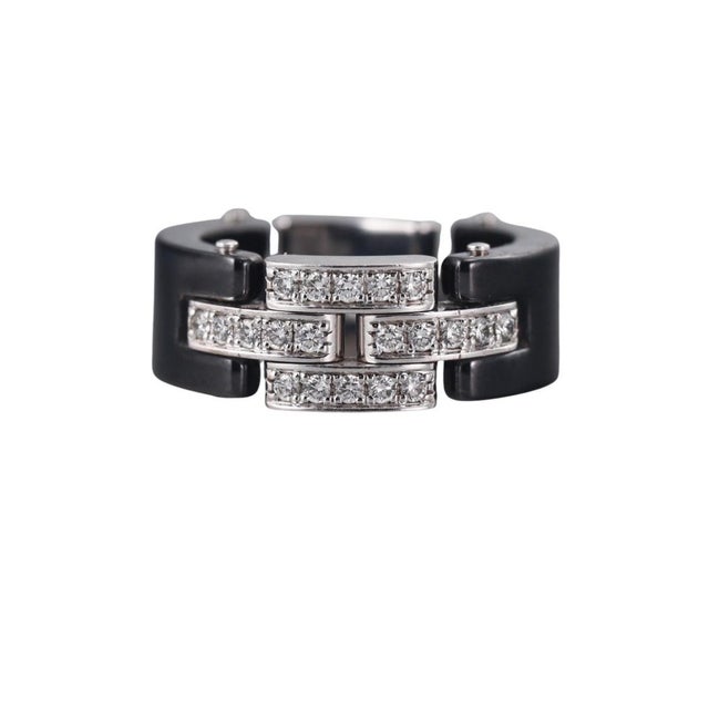 Late 20th Century Cartier Maillon Panthère 18k Gold Black Ceramic and Diamond Cocktail Ring For Sale - Image 5 of 9