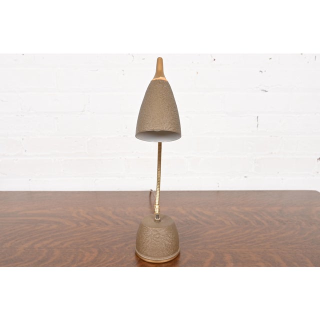 1950s Mid-Century Modern Gooseneck Desk Lamp or Table Lamp, Circa 1950s For Sale - Image 5 of 12