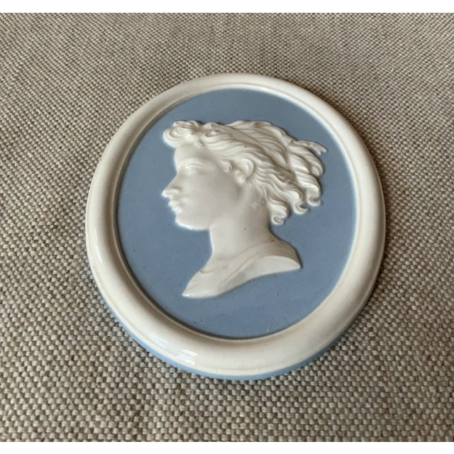 French Provincial 1920s Neoclassical Grecian Goddess Porcelain Lozenge - Wedgwood Style For Sale - Image 3 of 9