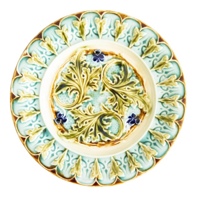 Antique French Majolica Acanthus Leaves & Ivy Plate, C. 1880 For Sale