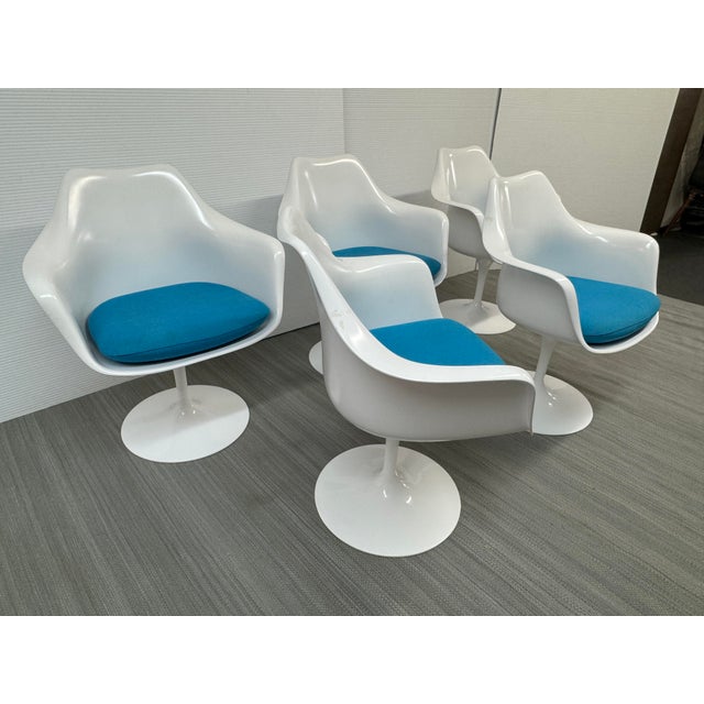 Eero Saarinen for Knoll Tulip Swivel Arm Chairs, Set of Five For Sale - Image 9 of 12