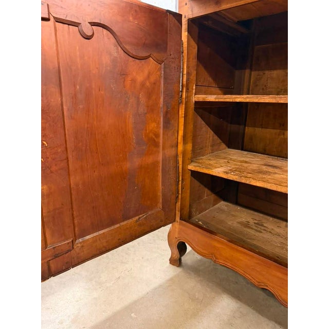 18th Century French Country Louis XV Cherry Haut Buffet Cabinet, Circa 1790 For Sale - Image 14 of 18