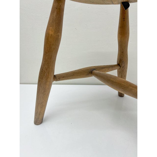 Tan Mid-Century Modern French Wooden Workshop Stool, 1940s For Sale - Image 8 of 10