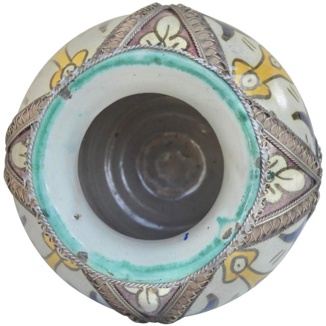 Mid 20th Century Handcrafted Andalusian Colorful Ceramic Vase For Sale In New York - Image 6 of 10