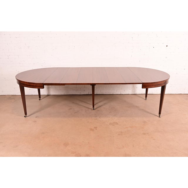 Baker Furniture Style Federal Inlaid Mahogany Extension Dining Table With Six Leaves, Newly Refinished For Sale - Image 9 of 16