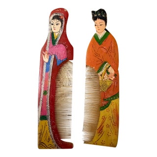 Vintage Hand Painted Figural Vanity Combs, Pair, Japanese Celluloid Boudoir Decor, 1930s-1950s For Sale