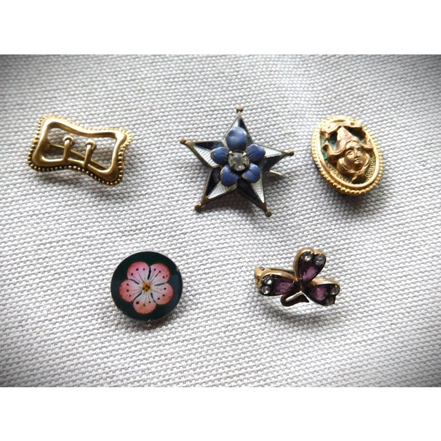 Antique Round French European Enamel Flower Pin For Sale - Image 4 of 7