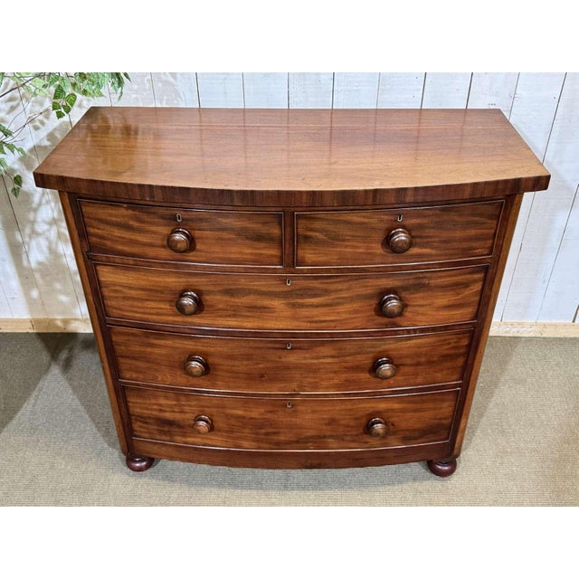 Antique English Victorian Chest of Drawers in Mahogany, 1800s For Sale - Image 14 of 18