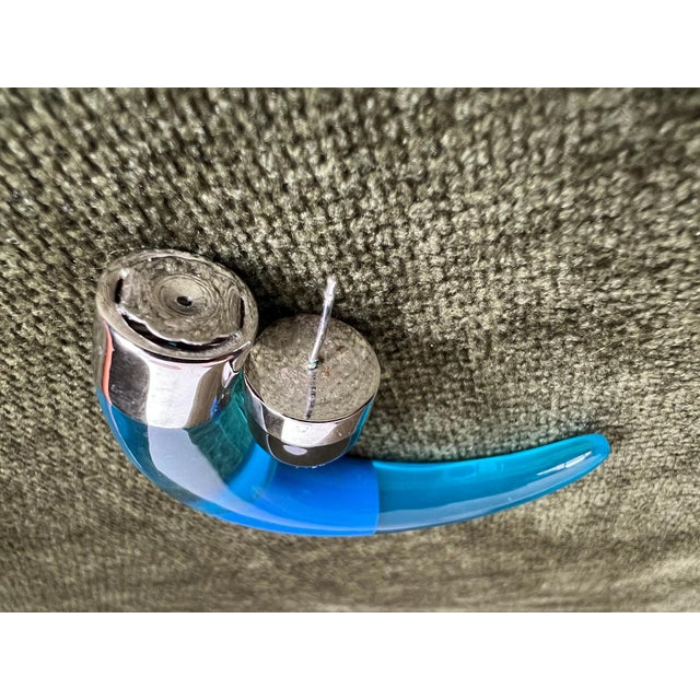 Miriam Salat Translucent Tribal Earrings in Resin & Sterling Silver For Sale - Image 4 of 6