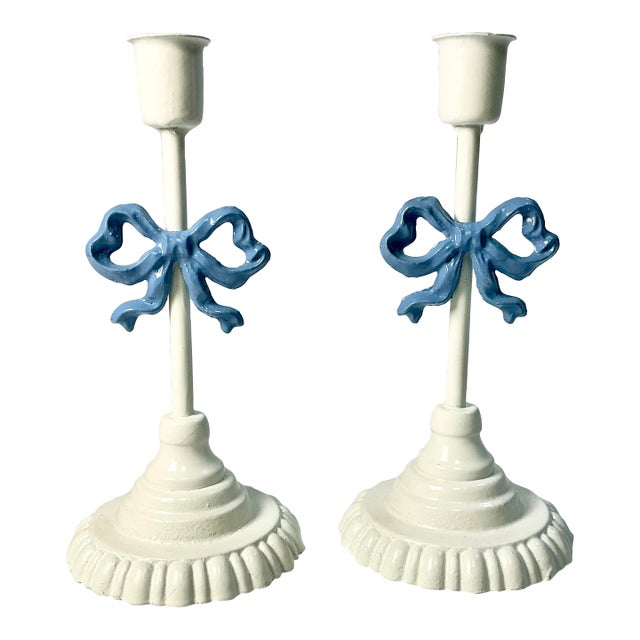 1970s Vintage French Chippendale Boho Chic Ribbon Bows Candlestick Holders - A Pair. For Sale