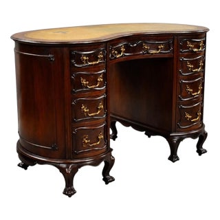 Victorian Mahogany Kidney Shaped Desk, 1870 For Sale