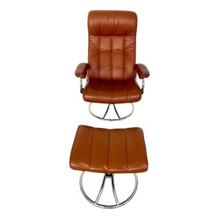 Vintage Cognac Leather Ekornes Stressless Reclining Lounge Chair & Stool 1960,s For Sale