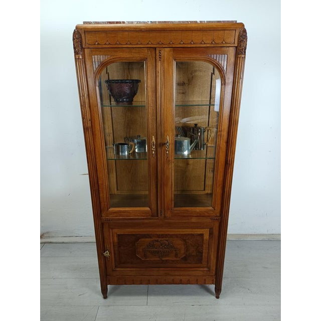 1920s Art Deco Walnut Display Case, 1920s For Sale - Image 5 of 18