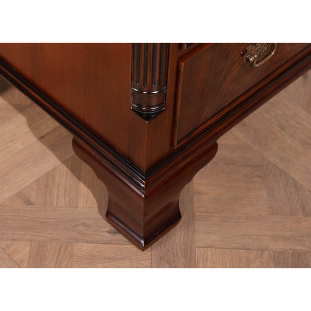 English English Traditional Mahogany Chest For Sale - Image 3 of 13
