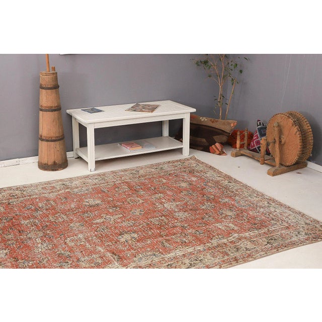 Mid 20th Century Floral Vintage Turkish Oushak Rug For Sale In Los Angeles - Image 6 of 7