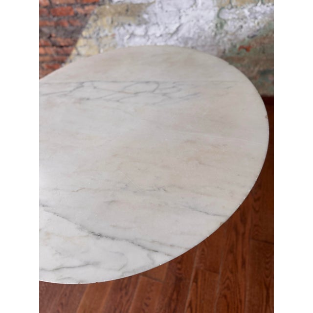 White Early 1960s Eero Saarinen Tulip Table for Knoll, Marble Top For Sale - Image 8 of 12