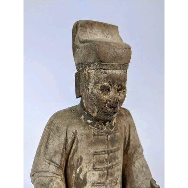Wood 18th Century Chinese Wooden Carving of an Ancestor For Sale - Image 7 of 8