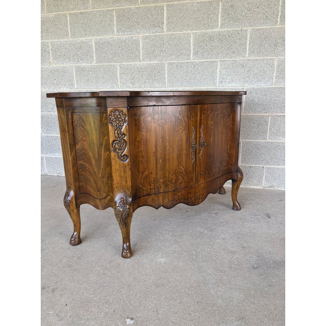 Description: Heritage Henredon Louie XV Style French Country Console Cabinet. High Quality Craftsmanship, in Very Good...